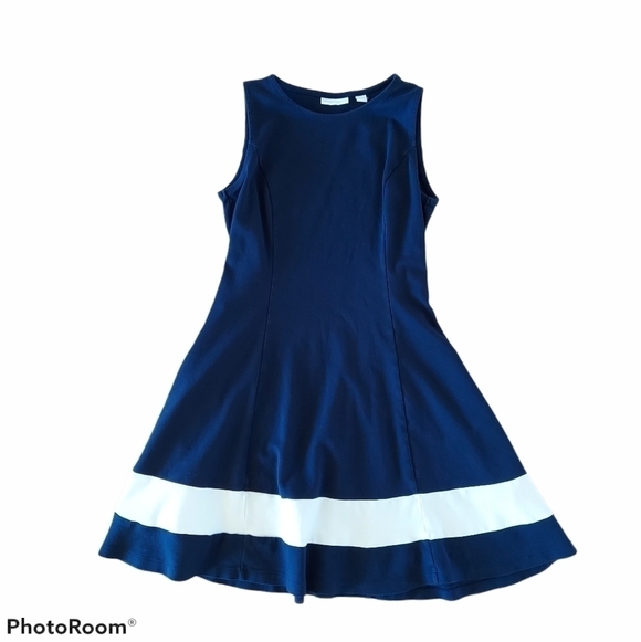 New York & Company Dress Fit & Flare Small EUC - Picture 2 of 10